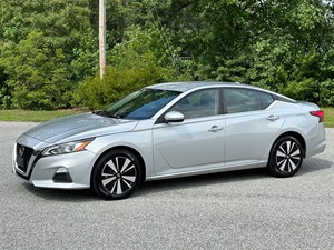 Picture of a 2021 Nissan Altima 2.5 SV
