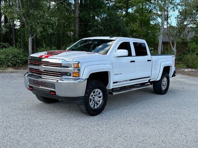 Chevrolet Silverado 2500HD LT Crew Cab 4WD in Smithfield