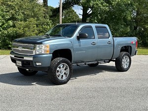 2011 Chevrolet Silverado 1500 LT Crew Cab 4WD for sale by dealer