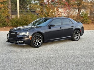 Picture of a 2018 Chrysler 300 S V6 RWD