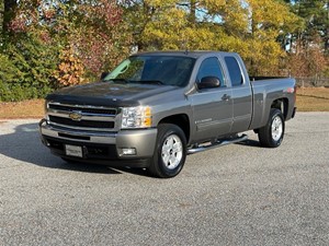 2009 Chevrolet Silverado 1500 LT1 Ext. Cab Short Box 4WD for sale by dealer