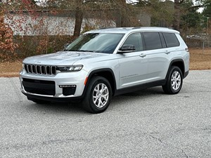 Picture of a 2021 Jeep Grand Cherokee Limited 4WD