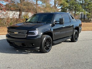 Picture of a 2008 Chevrolet Avalanche LT2 4WD