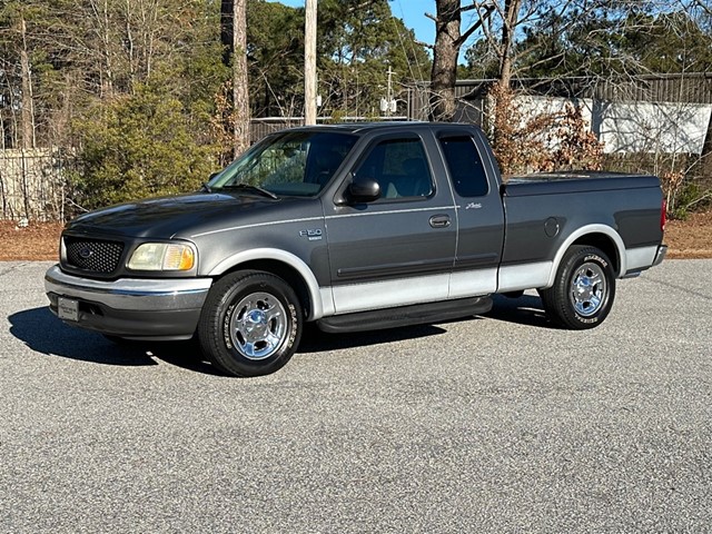 Ford F-150 Lariat SuperCab Short Bed 2WD in Smithfield