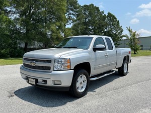 2011 Chevrolet Silverado 1500 LT Ext. Cab 4WD for sale by dealer