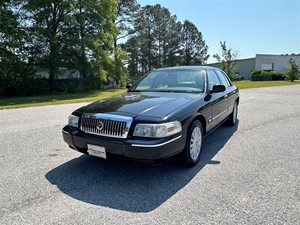 Picture of a 2011 Mercury Grand Marquis LS