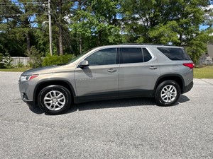 Picture of a 2019 Chevrolet Traverse LT Cloth FWD