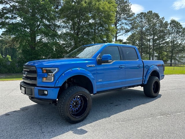 Ford F-150 Lariat SuperCrew 4WD in Smithfield