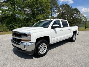 2018 Chevrolet Silverado 1500 LT Crew Cab 4WD for sale by dealer