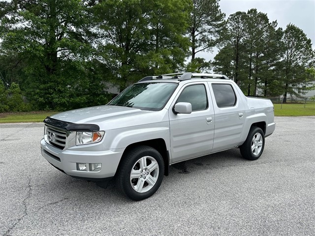 Honda Ridgeline RTL w/ Leather in Smithfield