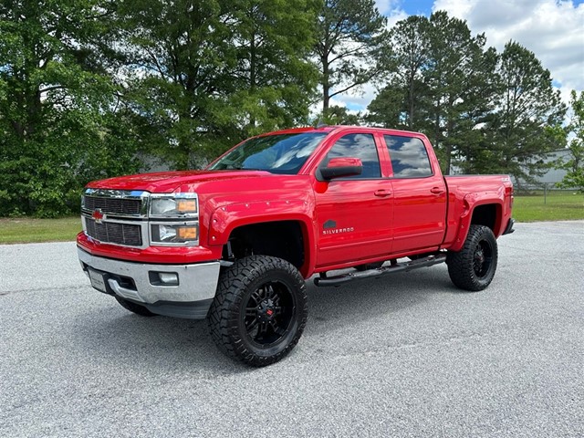 Chevrolet Silverado 1500 LT Crew Cab 4WD in Smithfield