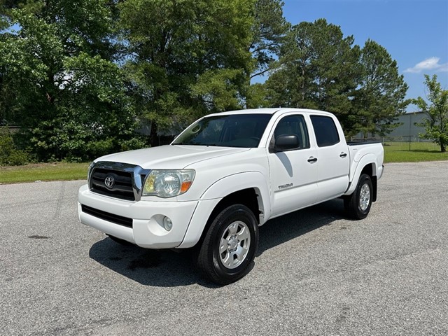 Toyota Tacoma PreRunner Double Cab V6 Auto 2WD in Smithfield