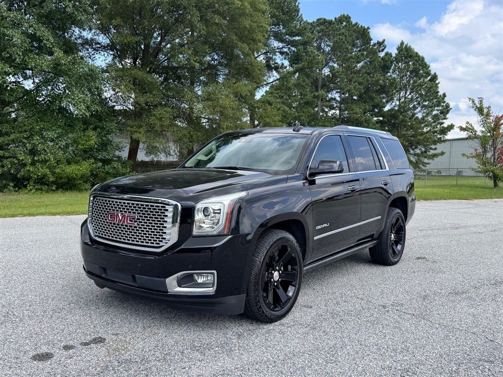 2016 GMC Yukon Denali's photo