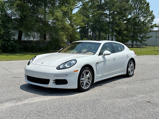 Porsche Panamera 4 in Smithfield