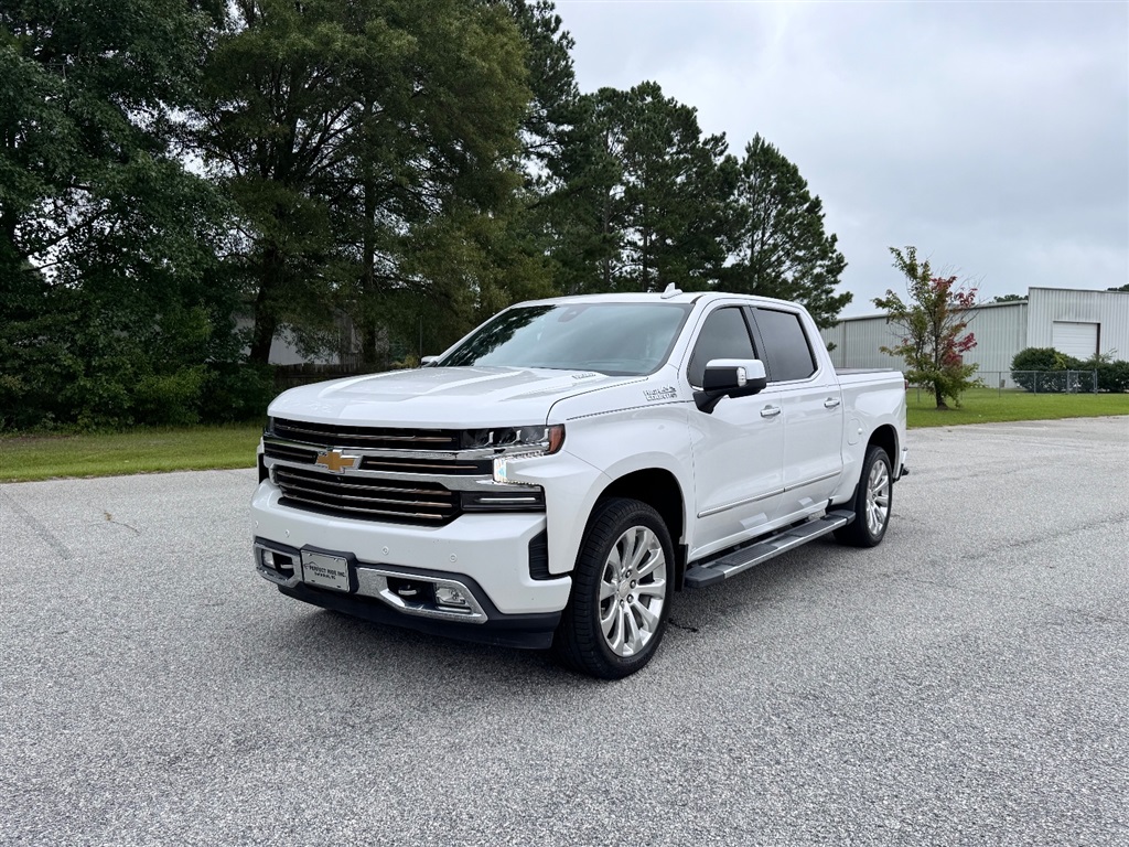2021 Chevrolet Silverado 1500 High Country's photo