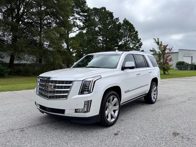 Cadillac Escalade Premium 4WD in Smithfield