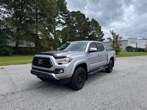 Picture of a 2020 Toyota Tacoma SR5 Double Cab Long Bed V6 6AT 2WD