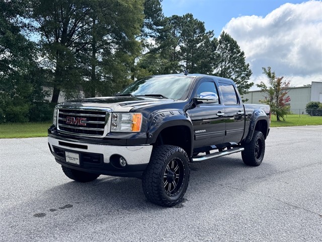 GMC Sierra 1500 SLE Crew Cab 4WD in Smithfield