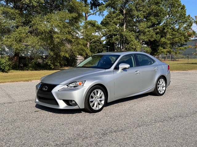 Lexus IS 200t in Smithfield