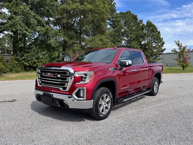 GMC Sierra 1500 SLT Crew Cab Short Box 4WD in Smithfield