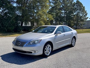 Picture of a 2011 Lexus ES 350 Sedan