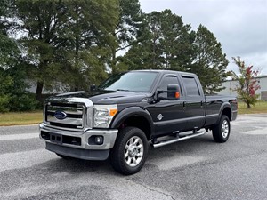 Picture of a 2015 Ford F-350 SD Lariat Crew Cab 4WD
