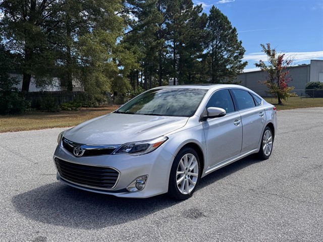 Toyota Avalon Limited in Smithfield