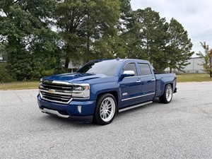 Picture of a 2018 Chevrolet Silverado 1500 High Country Crew Cab Short Box 4WD