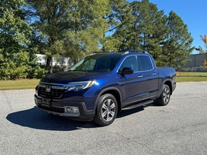 Picture of a 2017 Honda Ridgeline RTL-E AWD