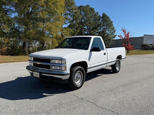 Chevrolet C/K 2500 Reg. Cab 2WD in Smithfield
