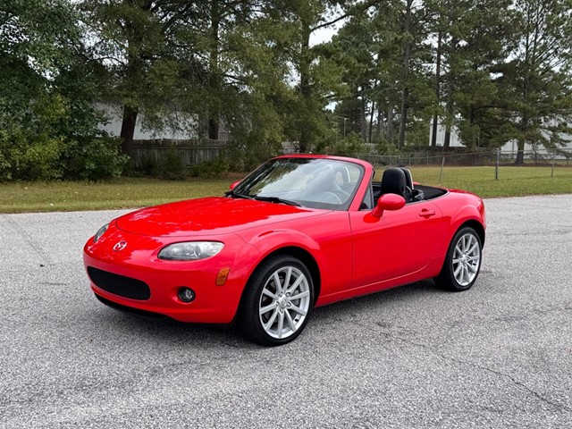 MAZDA MX-5 MIATA GRAND TOURING in Smithfield