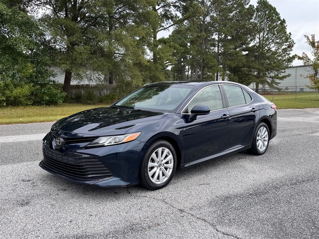2018 Toyota Camry LE