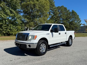 Picture of a 2010 Ford F-150 XL SuperCrew 2WD