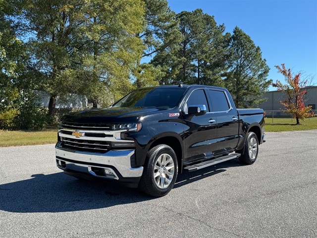 Chevrolet Silverado 1500 LTZ Crew Cab 4WD in Smithfield