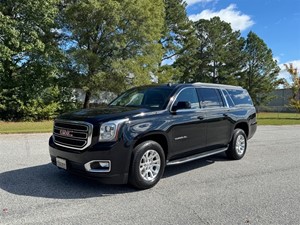 Picture of a 2017 GMC Yukon XL SLT 4WD