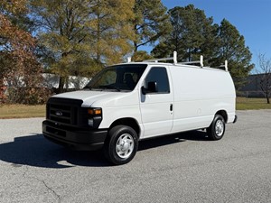 Picture of a 2013 Ford Econoline E-150