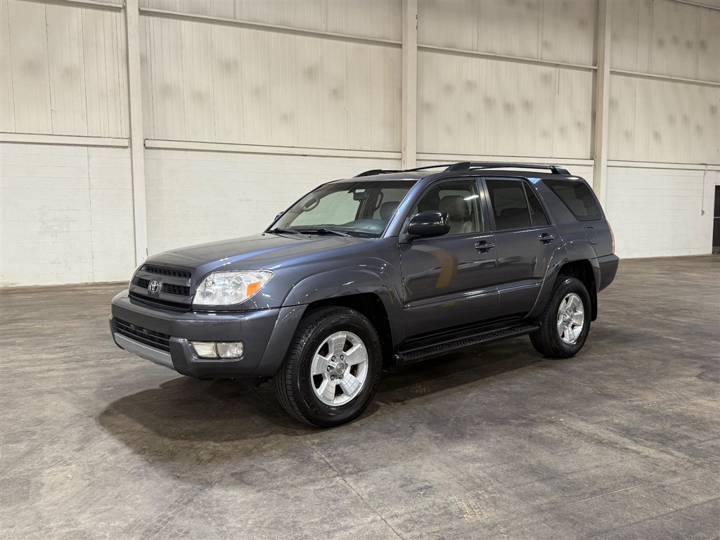 2004 Toyota 4Runner SR5's photo
