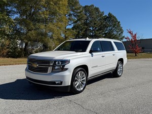 Picture of a 2019 Chevrolet Suburban Premier 4WD