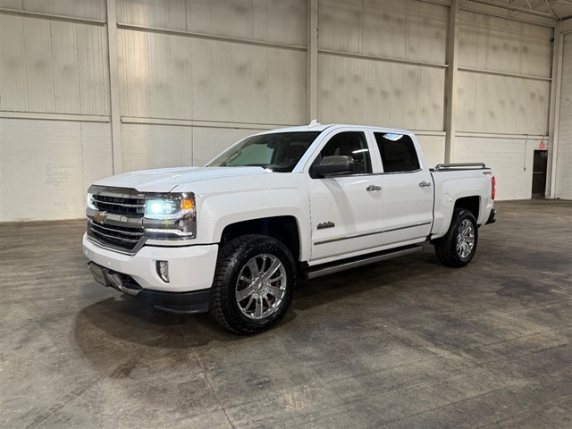 Chevrolet Silverado 1500 High Country Crew Cab Short Box 4WD in Smithfield
