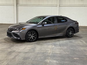 Picture of a 2023 Toyota Camry SE