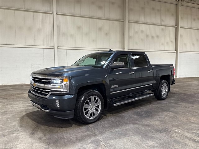 Chevrolet Silverado 1500 High Country Crew Cab Short Box 4WD in Smithfield