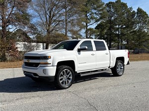 Picture of a 2018 Chevrolet Silverado 1500 LT Crew Cab 4WD