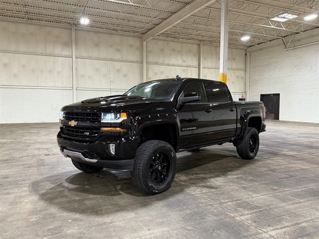 Chevrolet Silverado 1500 LT Crew Cab 4WD in Smithfield