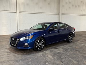 Picture of a 2021 Nissan Altima 2.5 SR
