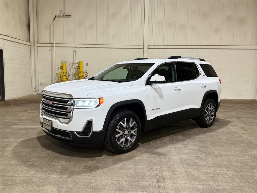 2023 GMC Acadia SLT's photo