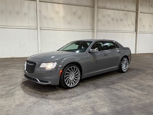 Picture of a 2018 Chrysler 300