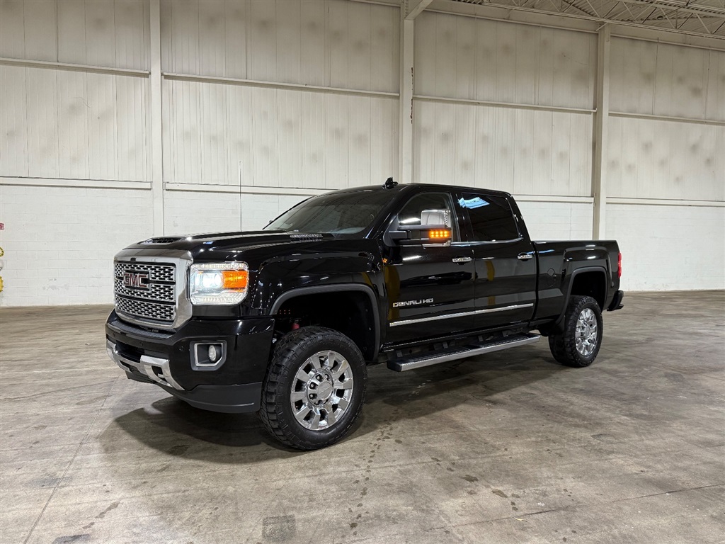 2018 GMC Sierra 2500 Denali HD Denali's photo