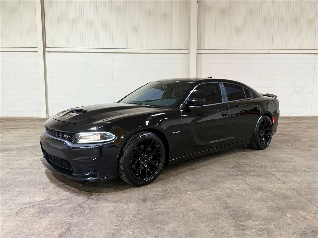 2015 Dodge Charger R/T's photo