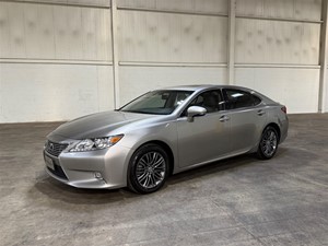 Picture of a 2015 Lexus ES 350 Sedan
