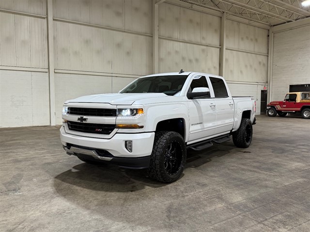 Chevrolet Silverado 1500 LT Crew Cab 4WD in Smithfield